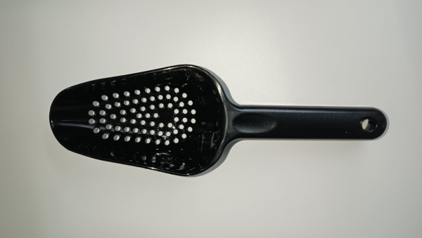 Совок перфорований 180мл, чорний полікарбонат GISH--0001BL Gastro Plast PC Чорний