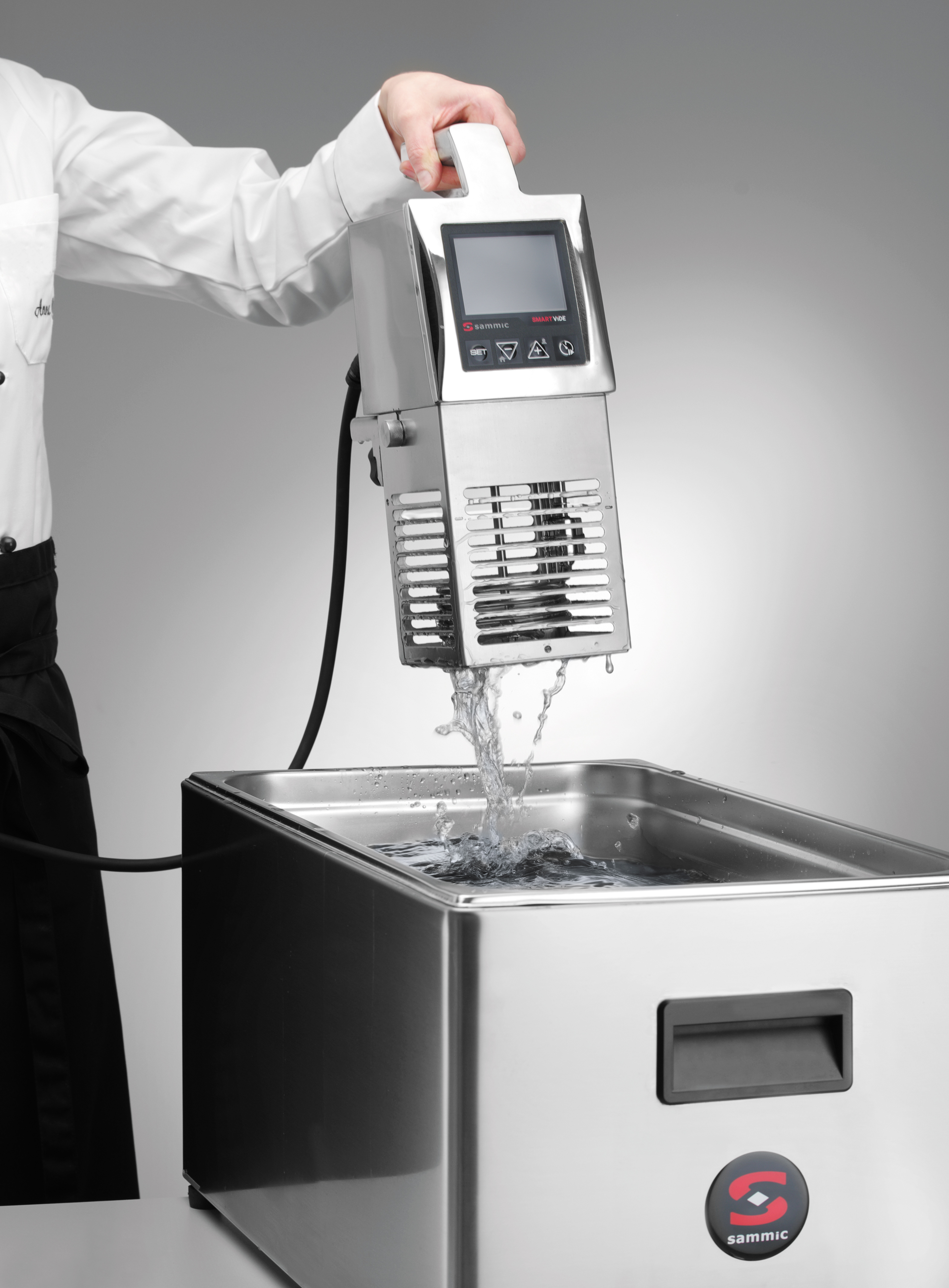 Занурювальний термостат для приготування їжі Sous Vide 9, на макс.56 літрів, функція Bluetooth 1180140 Hendi Stainless steel